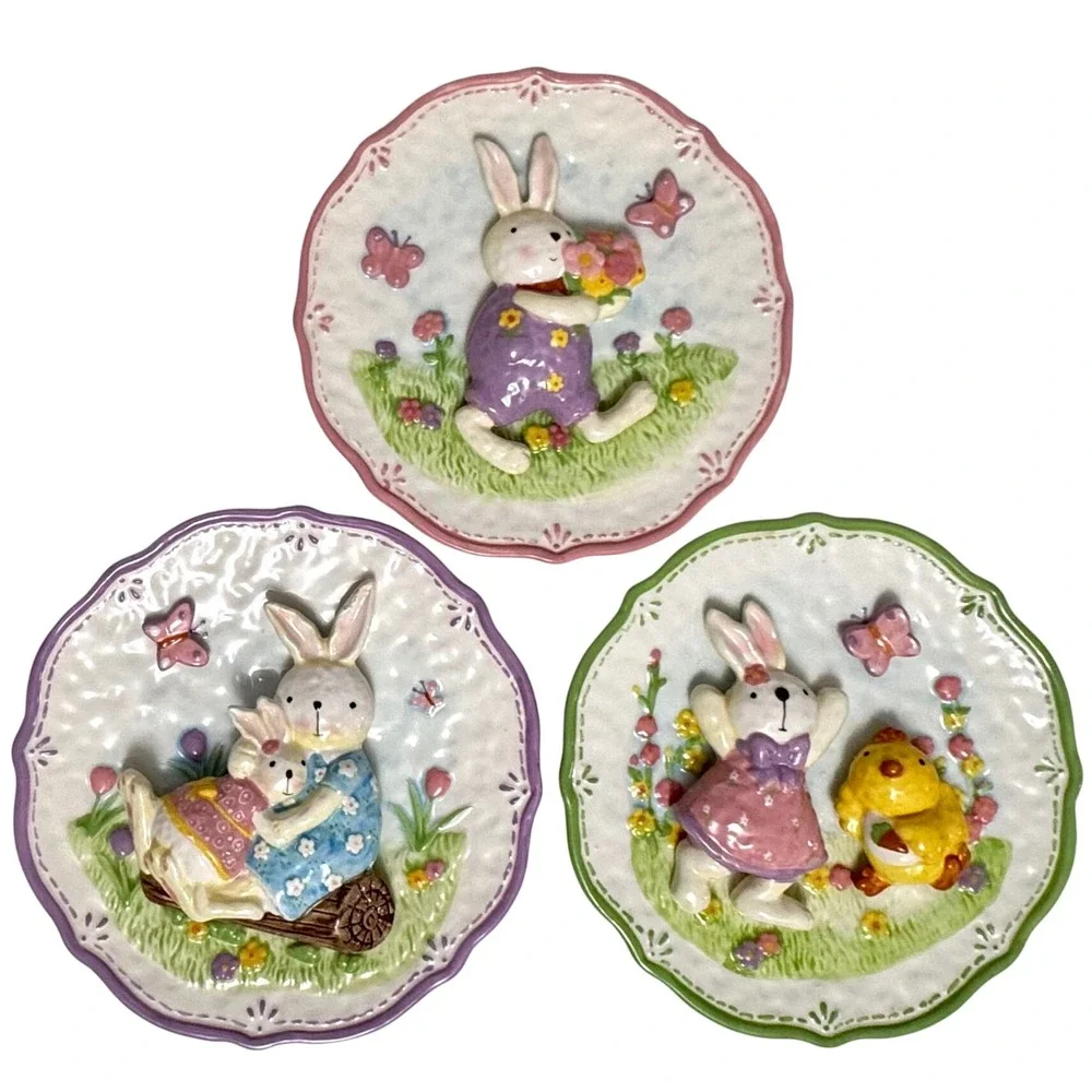 Set of 3 3-D Easter Bunny Rabbit Plates Spring‎ Figurines Butterflies Flowers